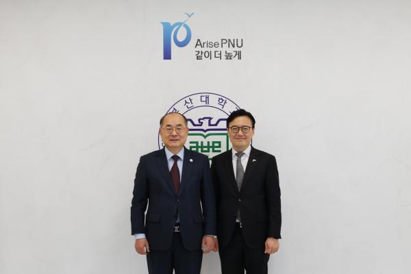 '내빈 접견_장대진 극동방송 부산지사장'의 첨부파일 이미지