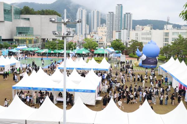 '대동제 '피우리오'_2일차'의 첨부파일 이미지