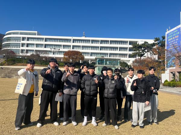 '화암고등학교 1학년'의 첨부파일 이미지