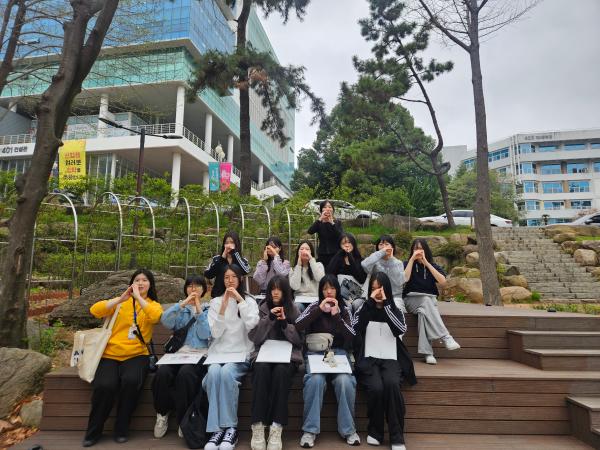 '김해삼방고등학교 1학년'의 첨부파일 이미지