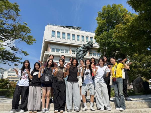 '동래여자중학교 2학년'의 첨부파일 이미지