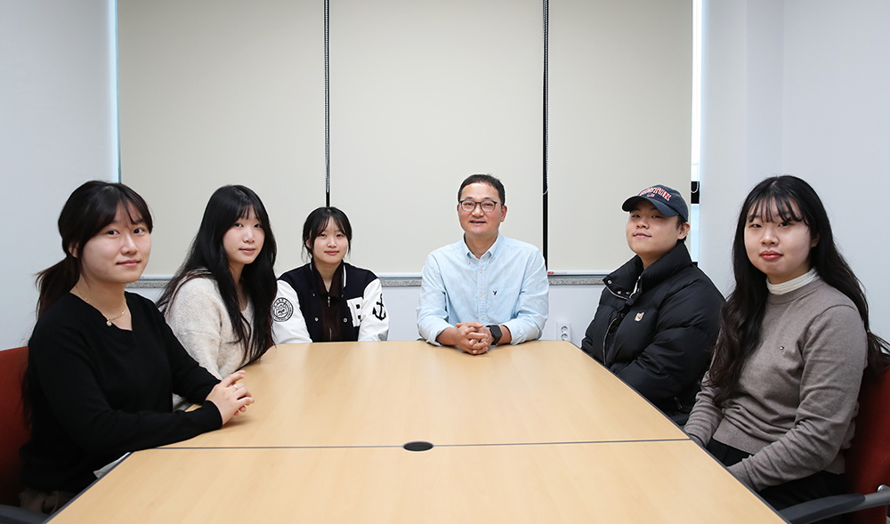 '정동주 교수팀 “심해 메탄, 대기까지 못 간다…지구온난화 영향 없어”' 