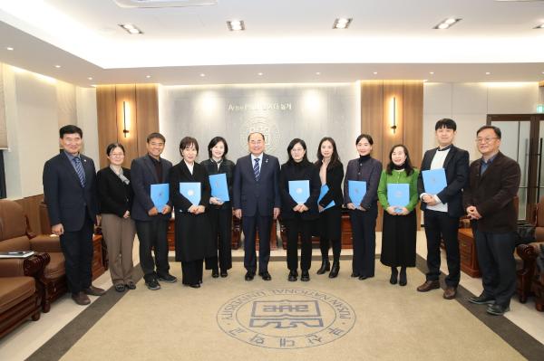 '우수 강사상 시상식'의 첨부파일 이미지