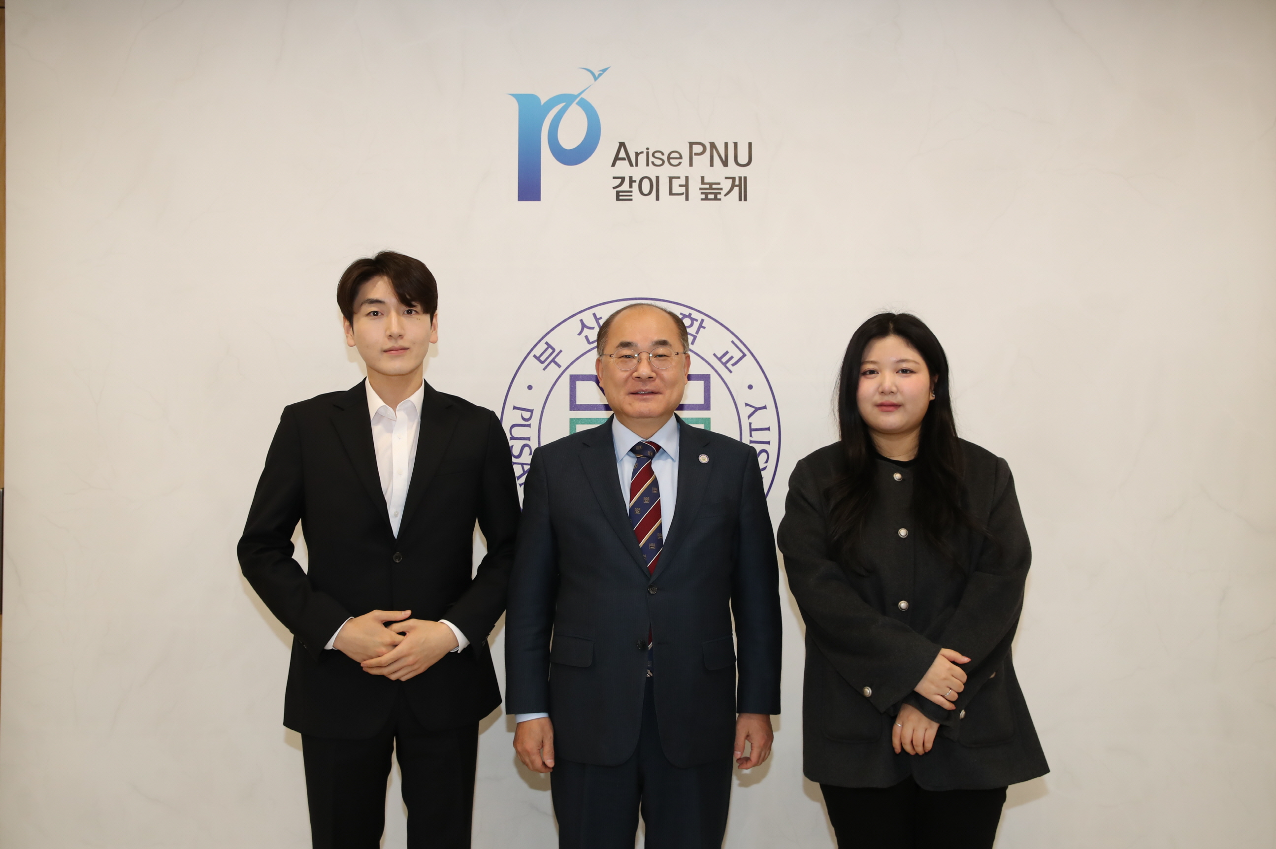 '신임 총학생회 회장단 차담회'