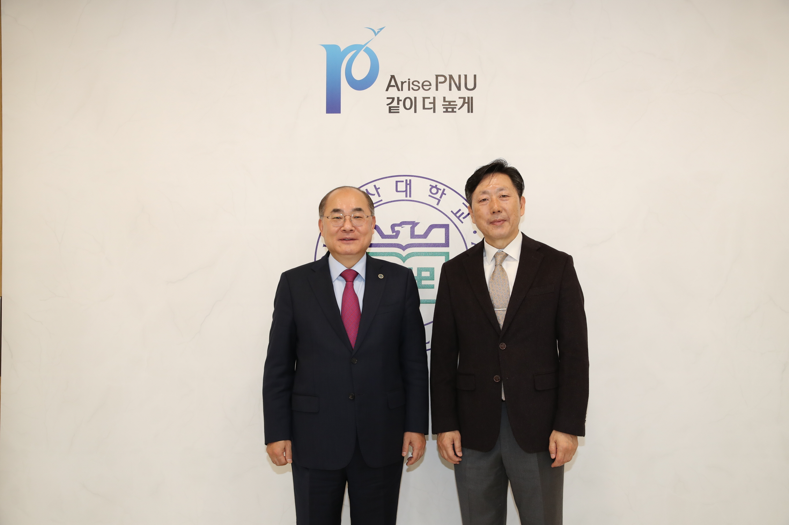 '내빈 접견_김영복 전 부경대학교 부총장'