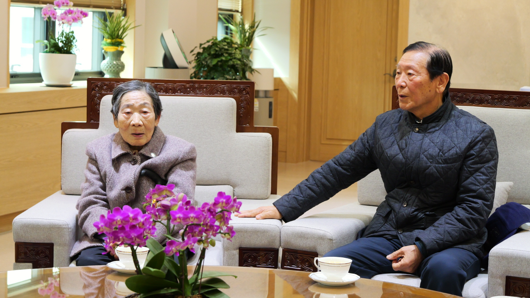 '발전기금 출연식_유분한 님 주택 기증'